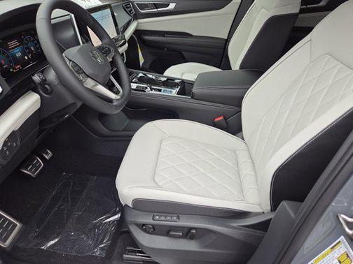 2026 Volkswagen Atlas Cross Sport 2.0T SEL Premium