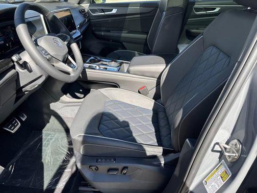 2026 Volkswagen Atlas Cross Sport 2.0T SEL Premium