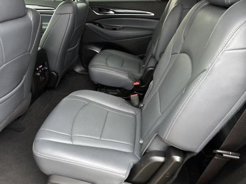 2023 Buick Enclave Essence AWD