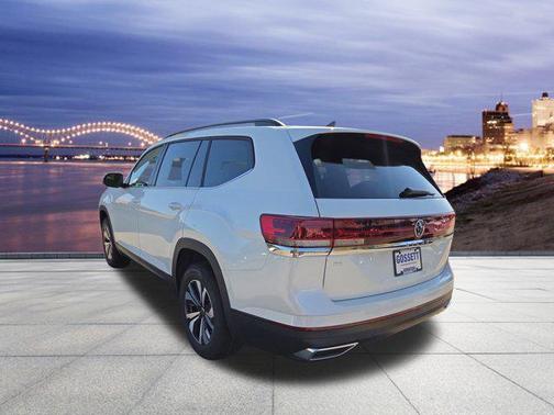 2026 Volkswagen Atlas 2.0T SE