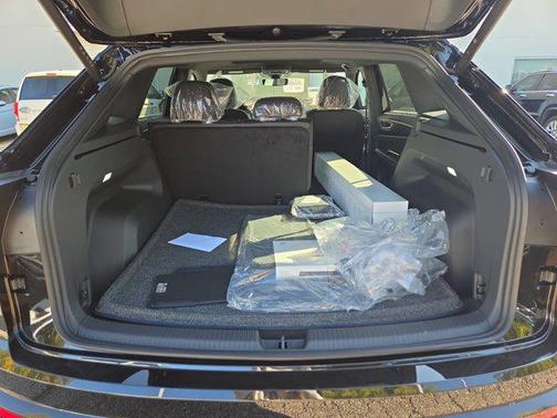 2026 Volkswagen Atlas Cross Sport 2.0T SEL Premium