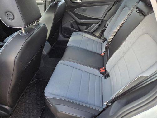 2026 Volkswagen Jetta 1.4T SE