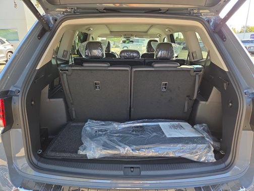 2026 Volkswagen Atlas 2.0T SE w/Technology 4MOTION