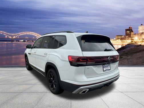 2025 Volkswagen Atlas 2.0T Peak Edition