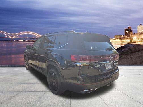 2026 Volkswagen Atlas 2.0T SE w/Technology 4MOTION