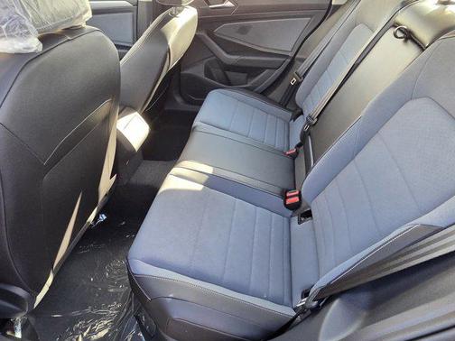 2026 Volkswagen Jetta 1.4T SE