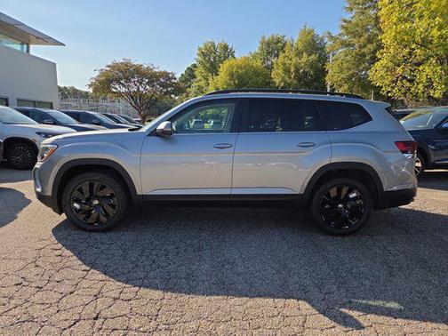 2026 Volkswagen Atlas 2.0T SE w/Technology 4MOTION