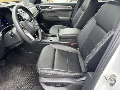 2022 Volkswagen Atlas Cross Sport 2.0T SE