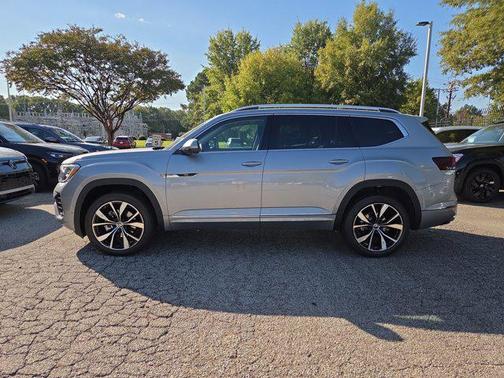 2026 Volkswagen Atlas 2.0T SEL Premium R-Line 4MOTION