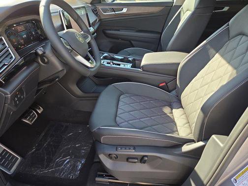 2026 Volkswagen Atlas 2.0T SEL Premium R-Line 4MOTION