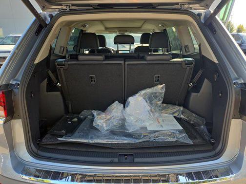 2026 Volkswagen Atlas 2.0T SEL Premium R-Line 4MOTION