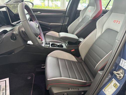 2025 Volkswagen Golf GTI 2.0T S DSG