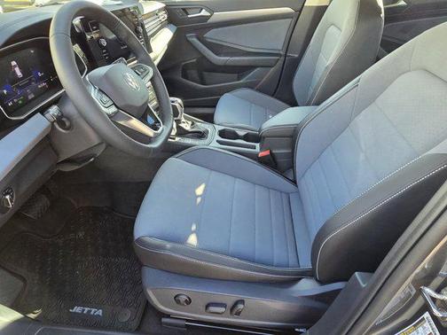2026 Volkswagen Jetta 1.4T SE