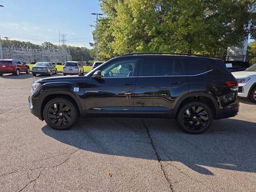 2026 Volkswagen Atlas 2.0T SE w/Technology 4MOTION