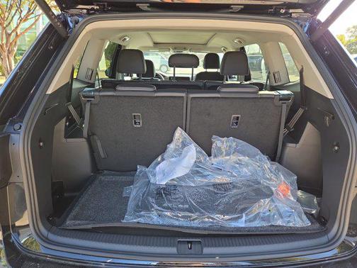 2026 Volkswagen Atlas 2.0T SE w/Technology 4MOTION