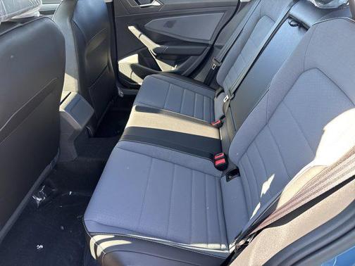 2026 Volkswagen Jetta 1.4T SE