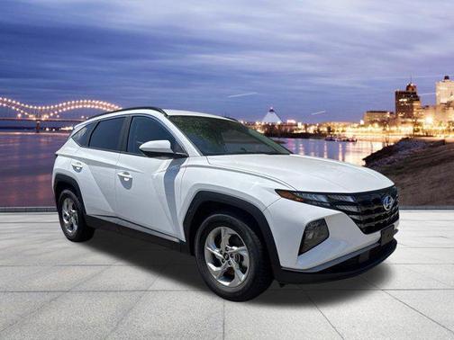 White Pearl 2024 Hyundai TUCSON SEL