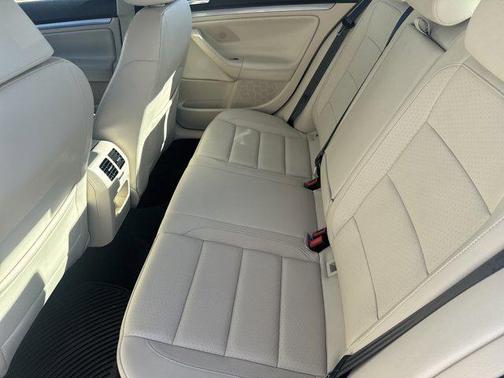 2010 Volkswagen Jetta Limited Edition