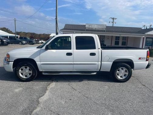 2004 GMC Sierra 1500 SLT Crew Cab