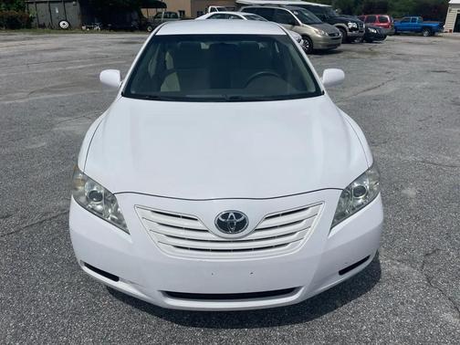 Super White 2008 Toyota Camry LE
