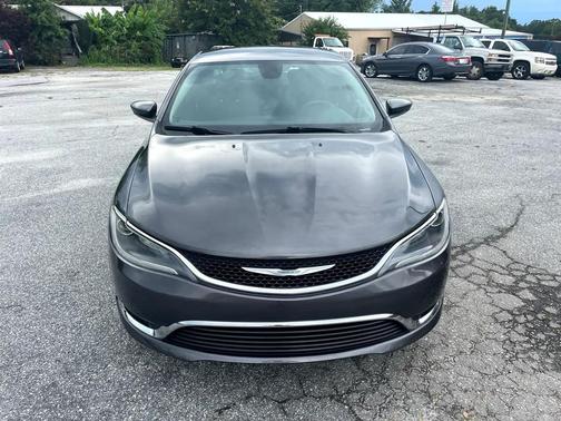 2016 Chrysler 200 Limited