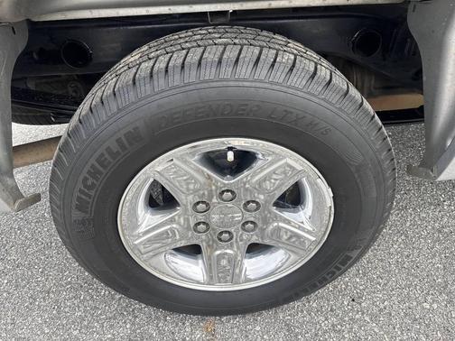 Pure Silver Metallic 2010 GMC Sierra 1500 SLE