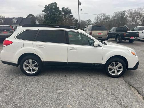 2013 Subaru Outback 2.5i Limited