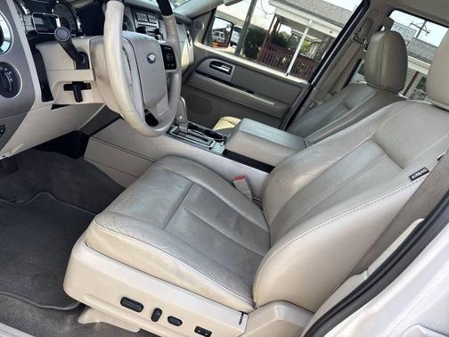 White Platinum Metallic Tri-Coat 2012 Ford Expedition Limited
