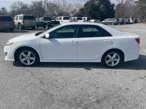 2014 Toyota Camry SE Sport