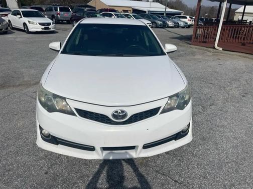 2014 Toyota Camry SE Sport