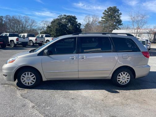 2007 Toyota Sienna CE