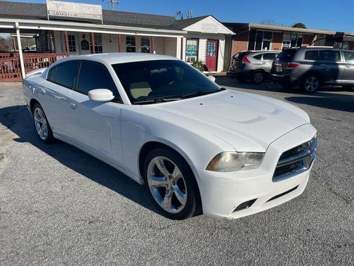 2013 Dodge Charger SE