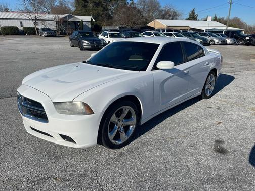 2013 Dodge Charger SE