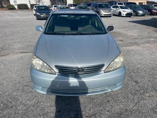 2006 Toyota Camry LE