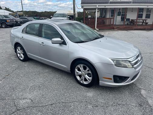 2012 Ford Fusion SE