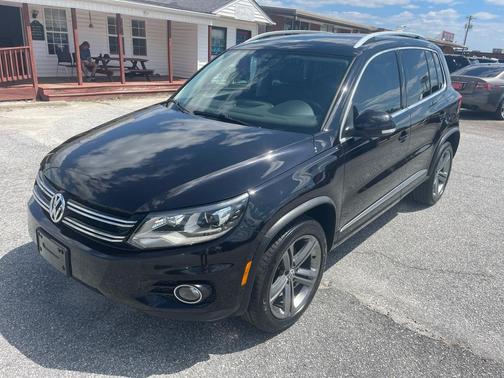 2017 Volkswagen Tiguan 2.0T Sport