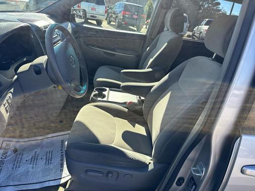 2008 Toyota Sienna LE