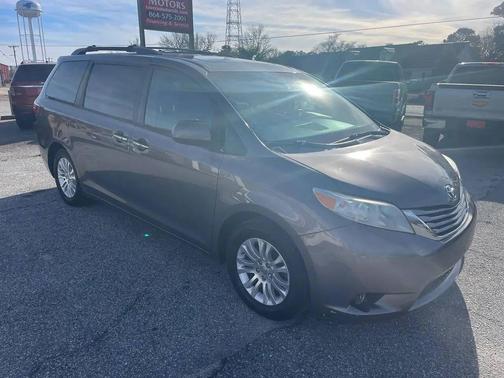 Predawn Gray Mica 2016 Toyota Sienna XLE