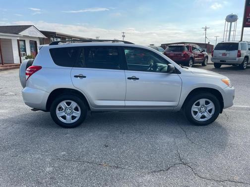 2009 Toyota RAV4 Base
