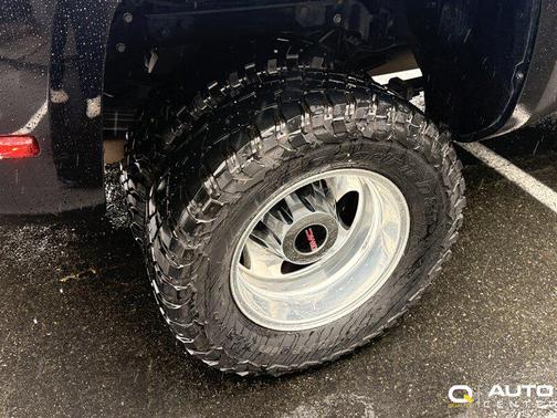 Onyx Black 2019 GMC Sierra 3500 Denali