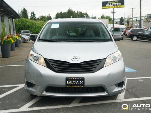Silver Sky Metallic 2015 Toyota Sienna L