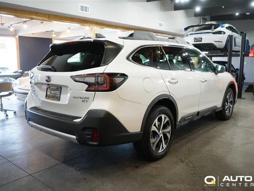 Crystal White Pearl 2020 Subaru Outback Base