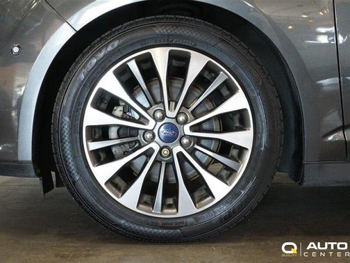 2017 Ford C-Max Energi Titanium