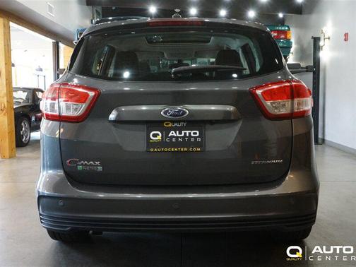 2017 Ford C-Max Energi Titanium