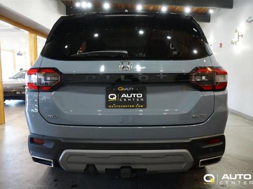 2023 Honda Pilot AWD Elite