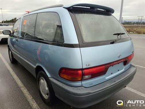 1992 Toyota Previa LE