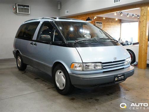 1992 Toyota Previa LE