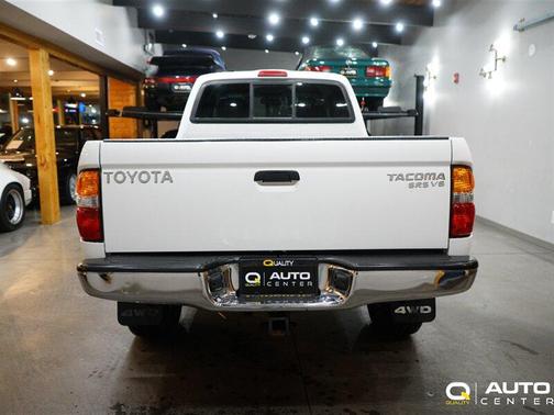 2004 Toyota Tacoma Xtracab