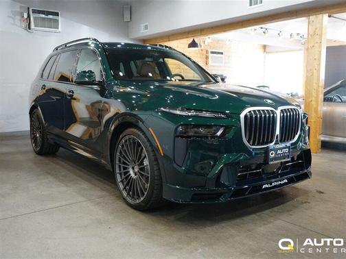 ALPINA Green Metallic 2026 BMW X7 ALPINA XB7