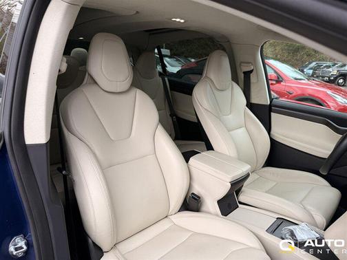 2019 Tesla Model X 75D